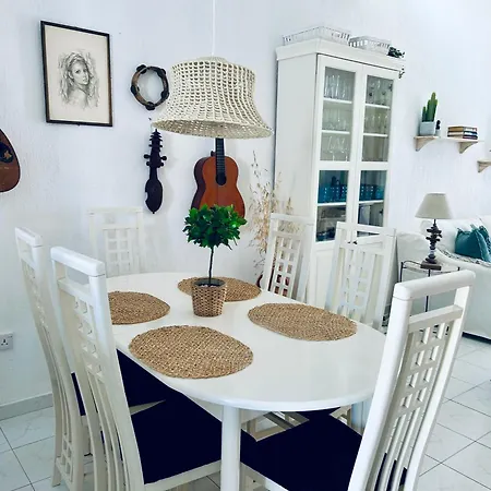 Semesterbostad Mediterranean Sunset 2 Bedroom With Breathtaking Sea Views *